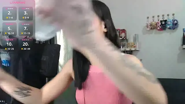 GloryKulikowski online show from 26, 4, 2026