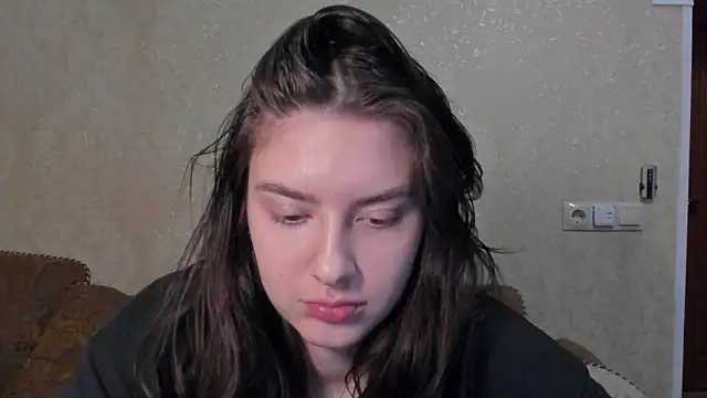 Snapshot of love_lina_muuur chatting on 1, 3, 2026 love lina muuur online show from 1, 3, 2026