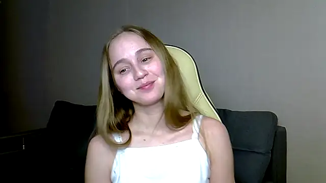 Snapshot of christimontero chatting on 27, 2, 2026 christimontero online show from 27, 2, 2026