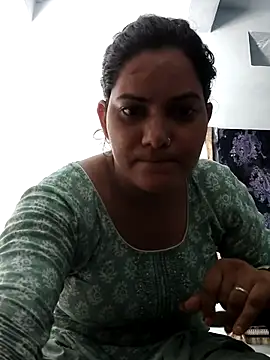 Snapshot of Anushka_Singh0 chatting on 25, 6, 2026 Anushka Singh0 online show from 25, 6, 2026
