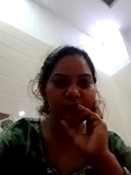 Anushka Singh0 online show from 13, 2, 2026