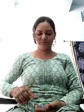 Anushka Singh0 online show from 26, 5, 2026