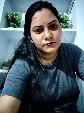 Anushka Singh0 online show from 27, 5, 2026