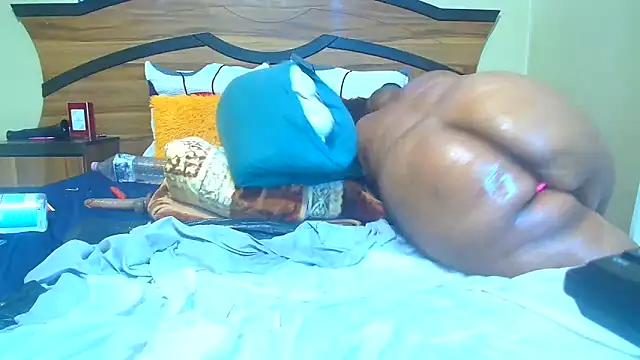 Snapshot of Queenxxxjesy chatting on 9, 4, 2026 Queenxxxjesy online show from 9, 4, 2026