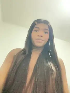 Snapshot of lulusexyy chatting on 17, 6, 2026 lulusexyy online show from 17, 6, 2026