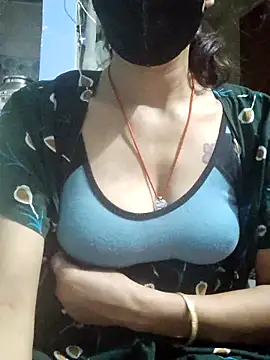 Sexy-Sandhya  online show from 10, 4, 2026