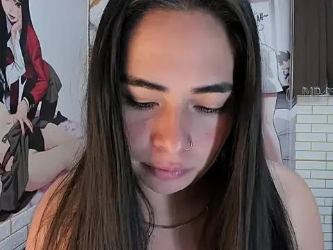 miss sexxy online show from 15, 4, 2026