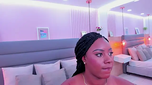 laia fisher  online show from 2, 4, 2026