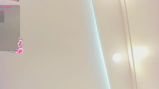 laia fisher  online show from 25, 2, 2026