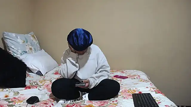 KinkyPxx online show from 17, 4, 2026