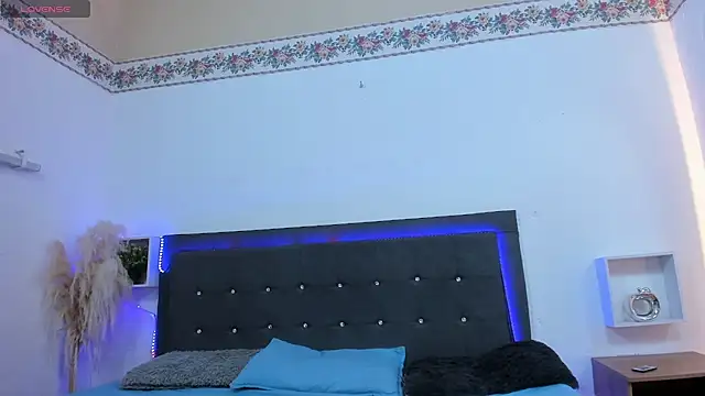 Snapshot of Ale_cuzz chatting on 9, 6, 2026 Ale cuzz online show from 9, 6, 2026