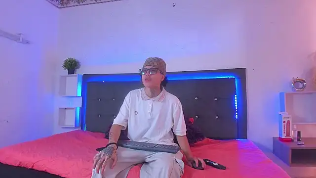 Ale cuzz online show from 14, 3, 2026