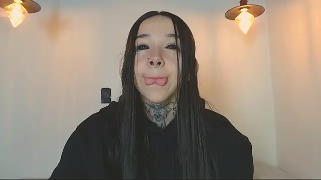 alien eyes09 online show from 4, 4, 2026