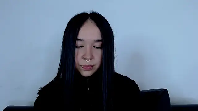 alien eyes09 online show from 12, 6, 2026