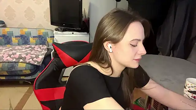 Snapshot of KelliLuepke chatting on 15, 2, 2026 KelliLuepke online show from 15, 2, 2026