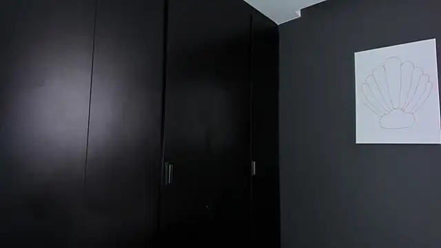 love kriss online show from 2, 4, 2026