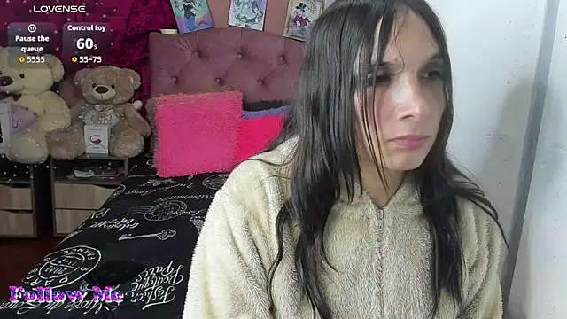 Tiffanny bunny97 online show from 7, 5, 2026