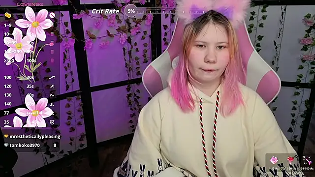 Snapshot of kitsune_little chatting on 11, 3, 2026 kitsune little online show from 11, 3, 2026