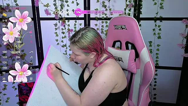 Snapshot of kitsune_little chatting on 9, 4, 2026 kitsune little online show from 9, 4, 2026