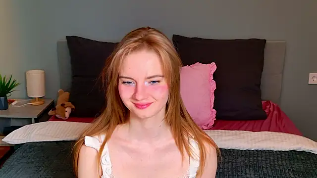 ElfieWhite online show from 29, 4, 2026