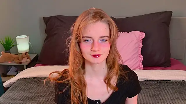 ElfieWhite online show from 7, 5, 2026