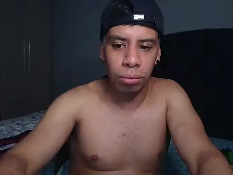 WILD BIGCOCK35 online show from 15, 2, 2026