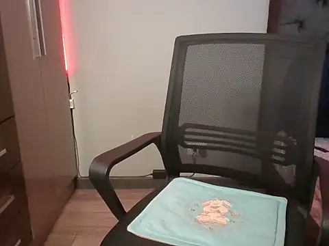 WILD BIGCOCK35 online show from 23, 2, 2026