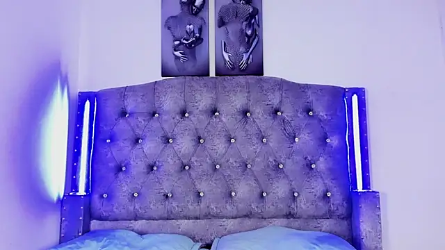 Noir Sebas online show from 13, 3, 2026