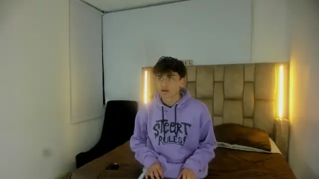 Noir Sebas online show from 6, 3, 2026