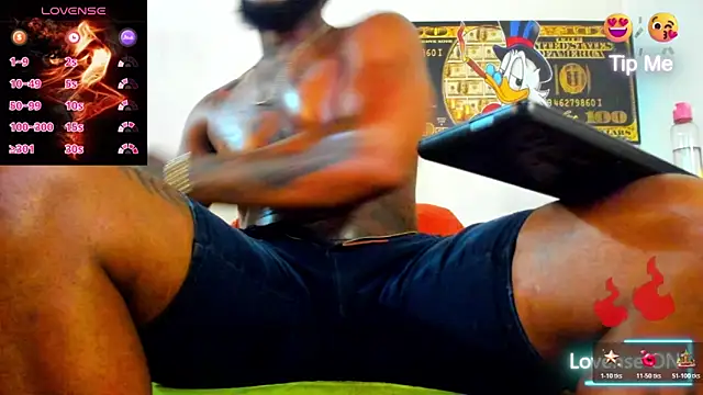 Snapshot of ZIANY_25CM chatting on 28, 2, 2026 ZIANY 25CM online show from 28, 2, 2026