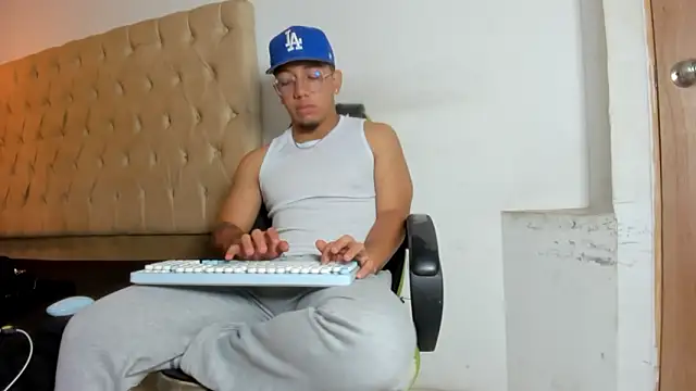 Snapshot of MaxSeduce23 chatting on 24, 2, 2026 MaxSeduce23 online show from 24, 2, 2026