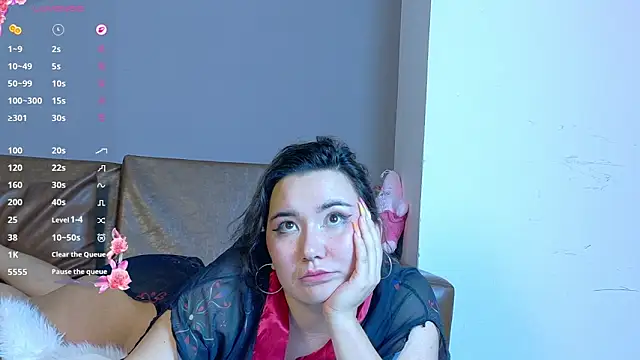 Snapshot of kitsunekayo chatting on 1, 3, 2026 kitsunekayo online show from 1, 3, 2026