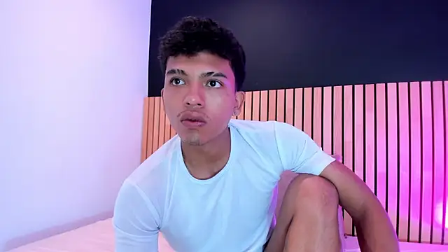 jhoystrong  online show from 1, 3, 2026