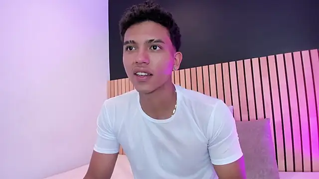 jhoystrong  online show from 25, 2, 2026