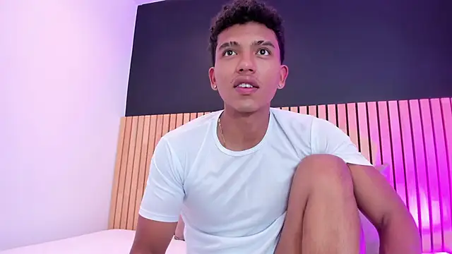 jhoystrong  online show from 25, 2, 2026