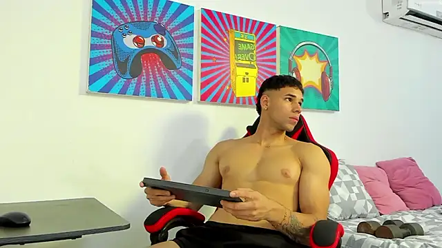 Snapshot of Thomas_walker14 chatting on 1, 3, 2026 Thomas walker14 online show from 1, 3, 2026