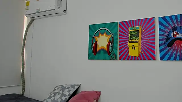 Thomas walker14 online show from 9, 4, 2026