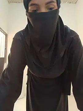 aminaa  online show from 6, 7, 2026
