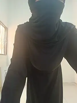 aminaa  online show from 11, 7, 2026