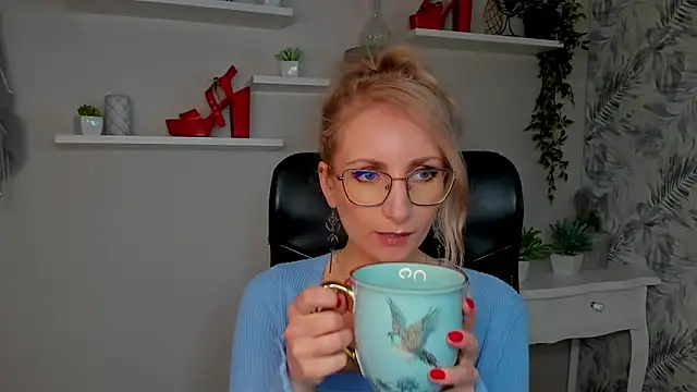 CinderellaMoon online show from 17, 3, 2026