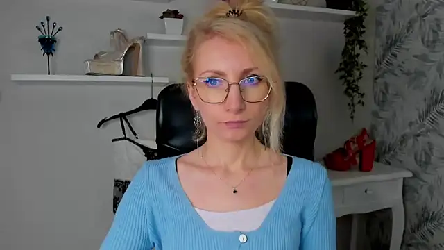 CinderellaMoon online show from 30, 3, 2026