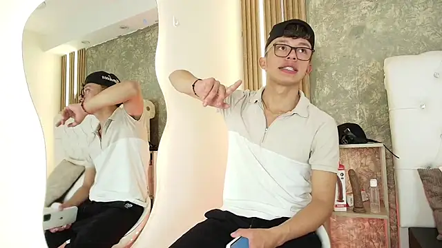 Dark Nico online show from 29, 3, 2026