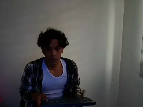 DollsKiara online show from 16, 4, 2026