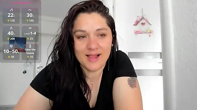 EVELYNA88 online show from 9, 5, 2026