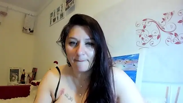 EVELYNA88 online show from 11, 4, 2026