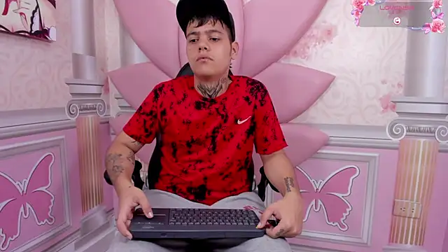 Snapshot of samael_betancurt chatting on 14, 7, 2026 samael betancurt online show from 14, 7, 2026