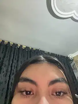 eimmy  skinny online show from 17, 4, 2026