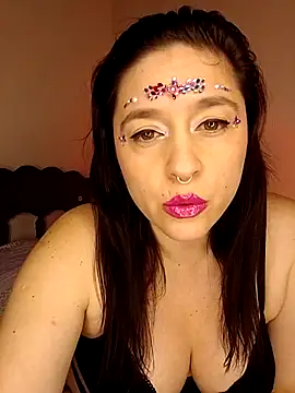 Snapshot of goddessmia52 chatting on 15, 6, 2026 goddessmia52 online show from 15, 6, 2026
