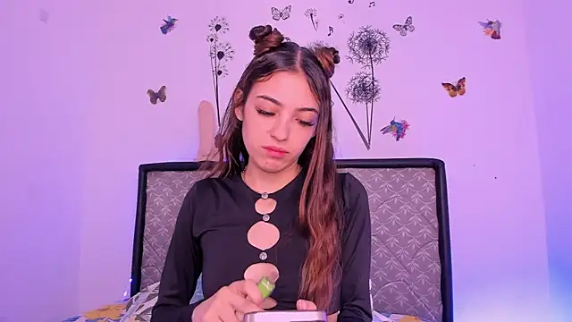 Sophie vega1 online show from 4, 4, 2026