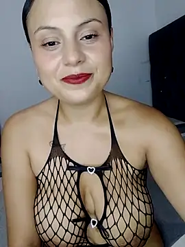 Snapshot of tiifany_lopez chatting on 30, 4, 2026 tiifany lopez online show from 30, 4, 2026